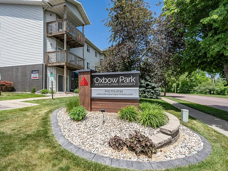 Oxbow Park Apartments — Photo 7