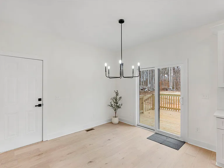 4924 Parkwood School Rd — Photo 7