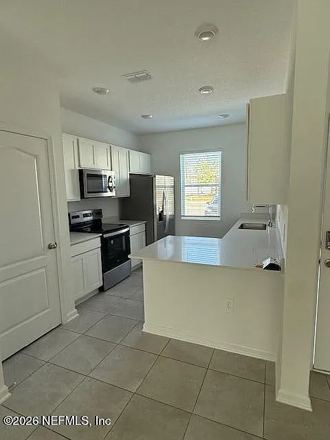 3 bed, 2.5 bath, 1308 sqft, $1,900 — Photo 4