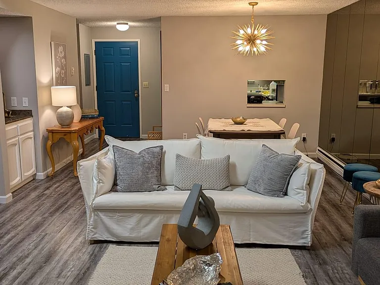 19115 Ballinger Way NE #203 — Photo 9