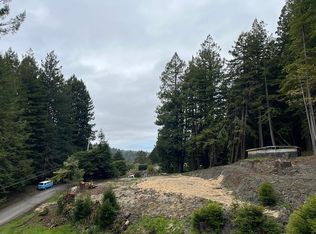 2213 Plunkett Rd, Bayside, CA 95524