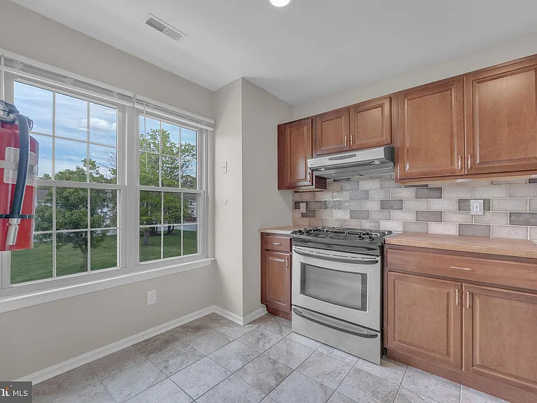 620 Covington Ct — Photo 8