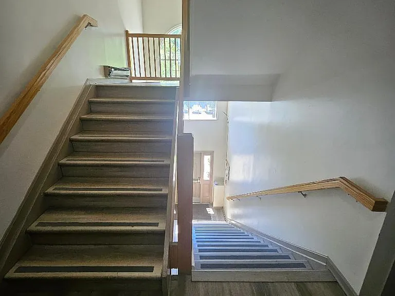 9811 Lake Pointe Ct #203 — Photo 35