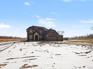 72250 Van Dyke Rd, Romeo, MI 48065