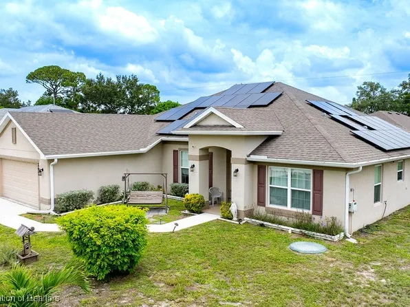 297 NE Glentry Ave, Port Saint Lucie, FL 34983