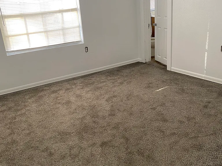 723 Virginia Ave — Photo 9