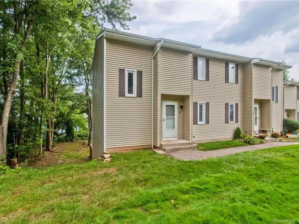 97 Spring Lane #97, Suffield, CT 06078