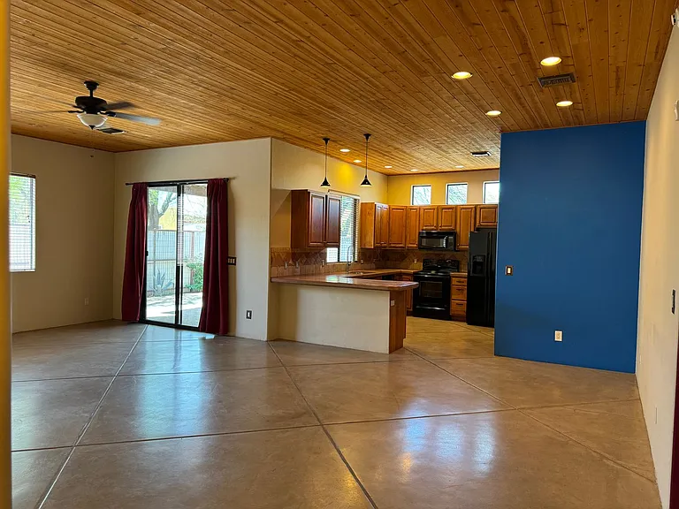 1717 N Baxter Dr — Photo 14