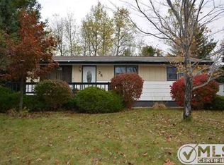 28 Tuttle Ave, Lanse, MI 49946