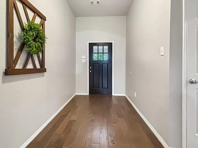 4408 Dashland Dr — Photo 5