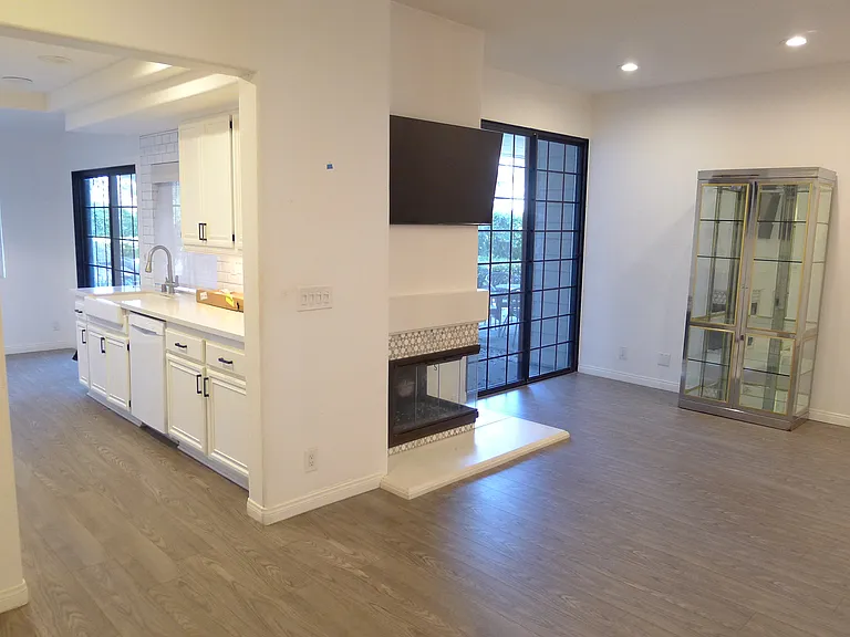 20321 Tidepool Cir #105 — Photo 8