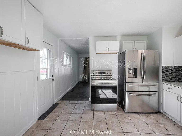 4627 Karen Dr — Photo 8