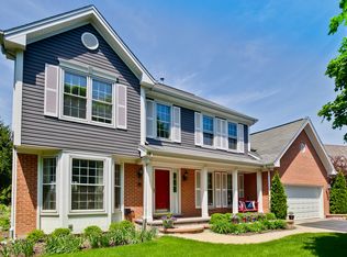 36336 N Old Woods Trl, Gurnee, IL