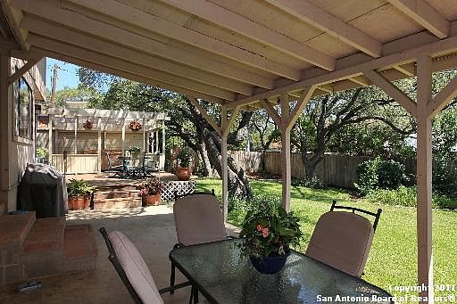 4th image of 2107 Oakwild Dr