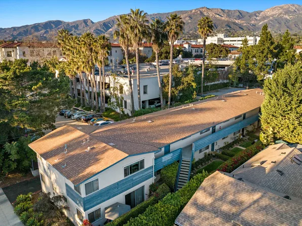 2220 Oak Park Ln, Santa Barbara, CA 93105