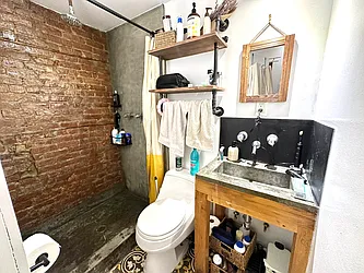 Rented by Nolita Group