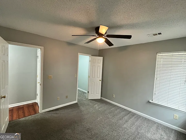 102 Myles Ln — Photo 15