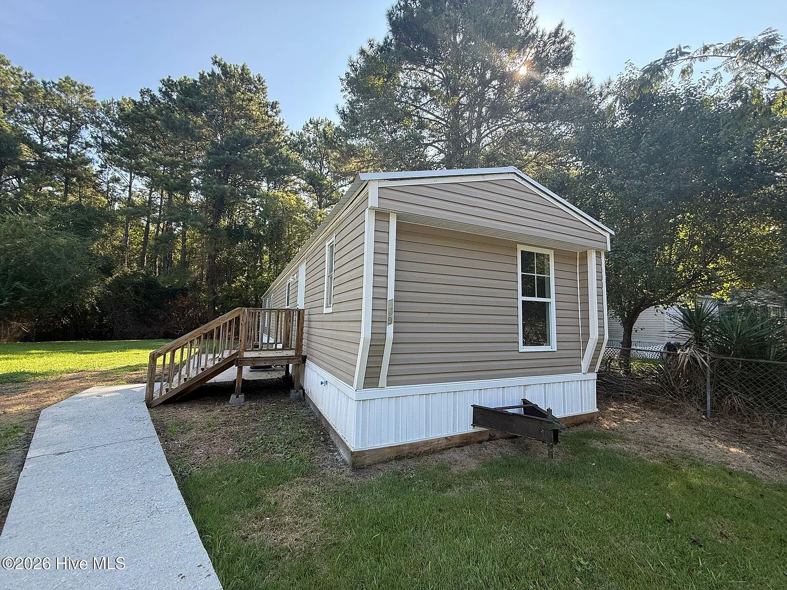 2 bed, 2.0 bath, $975 — Photo 1