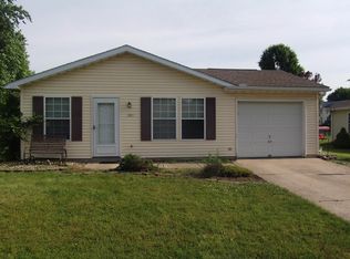 301 E Stocker St, Angola, IN 46703