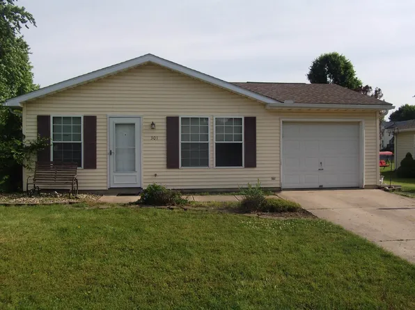 301 E Stocker St, Angola, IN 46703