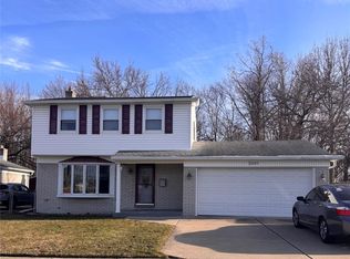 25693 Madden St, Taylor, MI 48180