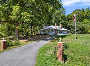 8720 Black Creek Rd, Quinton, VA 23141