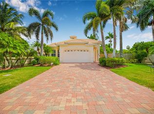 774 105th Ave N, Naples, FL 34108