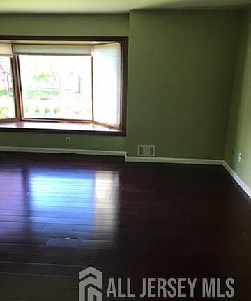 3rd image of 3 N Baltic Rd