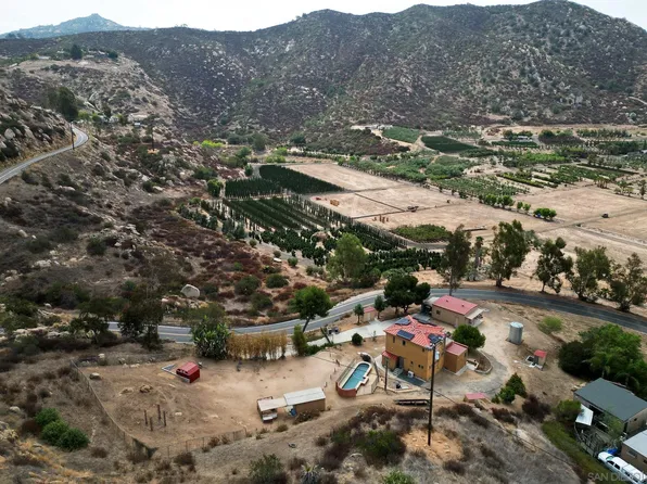 14388 Highland Valley Rd, Escondido, CA 92025