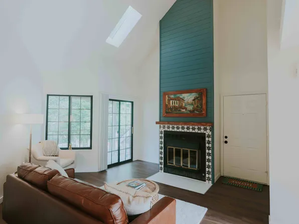 970 S Dahlia St Unit F, Denver, CO 80246
