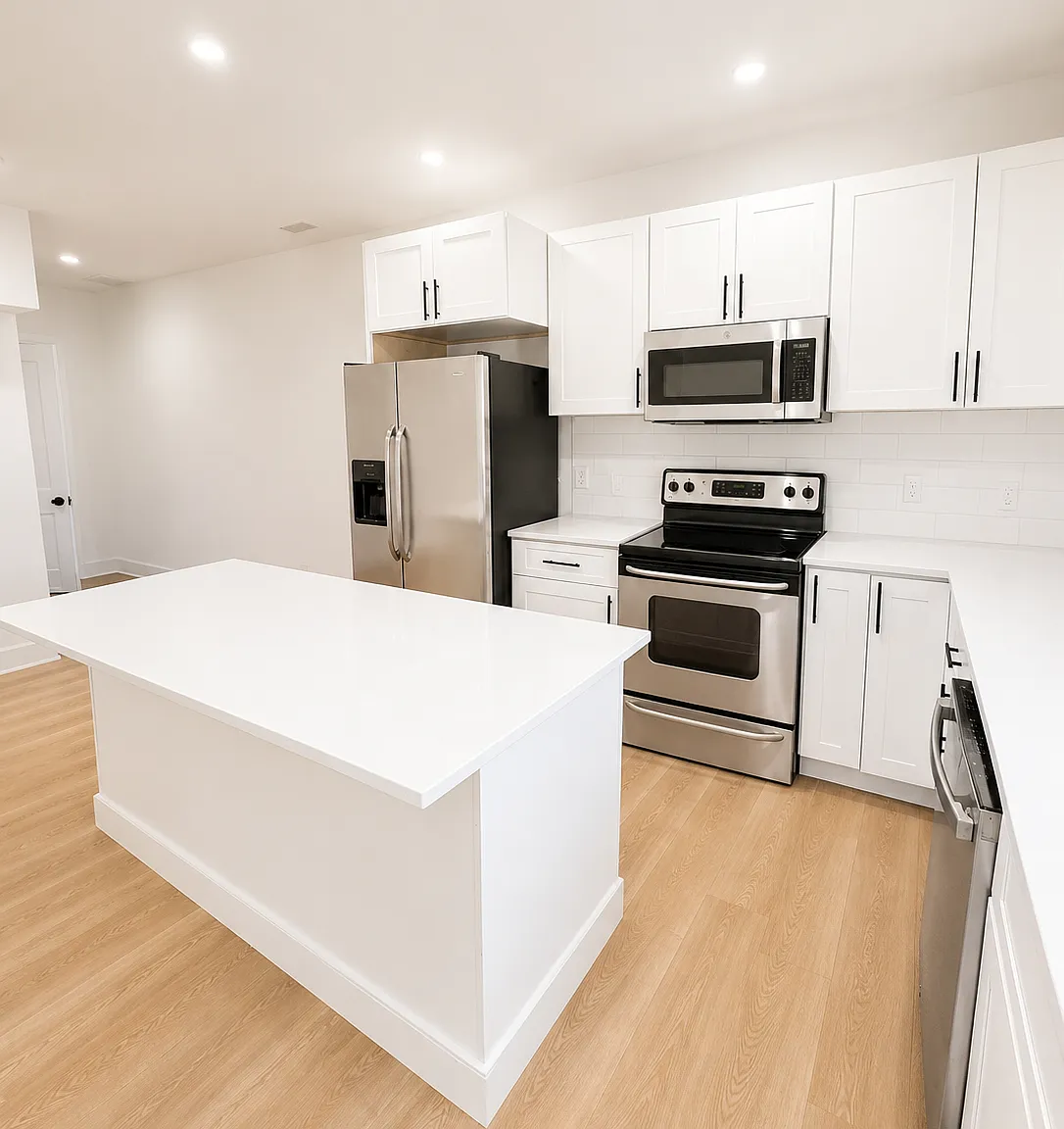 3 bed, 1500 sqft, $1,975 — Photo 1