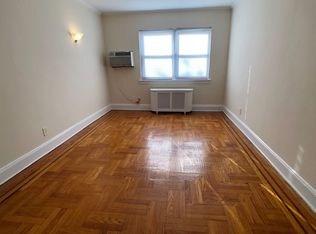 32-37 32nd St #2, Astoria, NY 11106