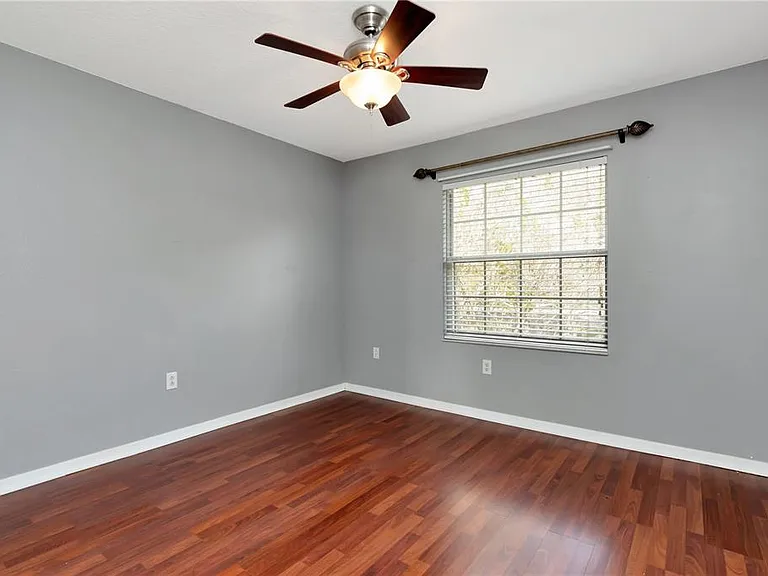 34902 Teeview Ln — Photo 25