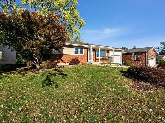 2nd image of 4015 Park Hill Ct