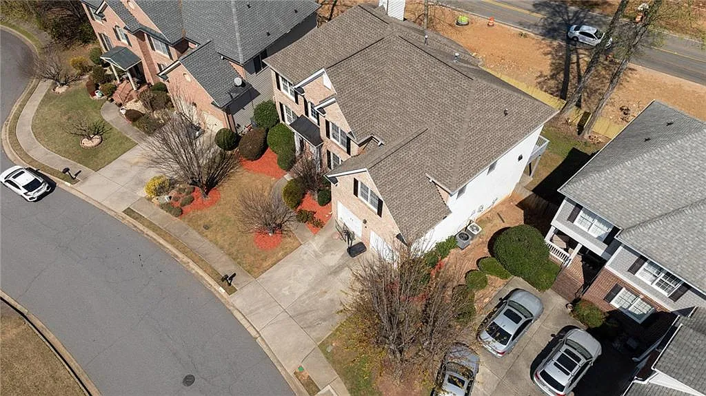 6 bed, 5.0 bath, $5,000 — Photo 2