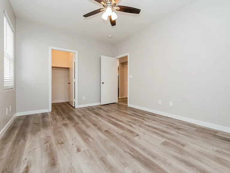 9436 Plover Falls Ave — Photo 11