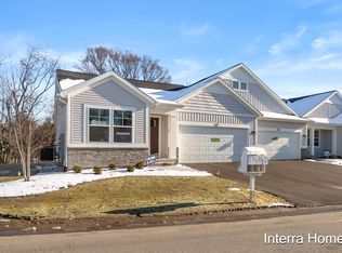 251 Hickory Valley Dr, Kalamazoo, MI 49009