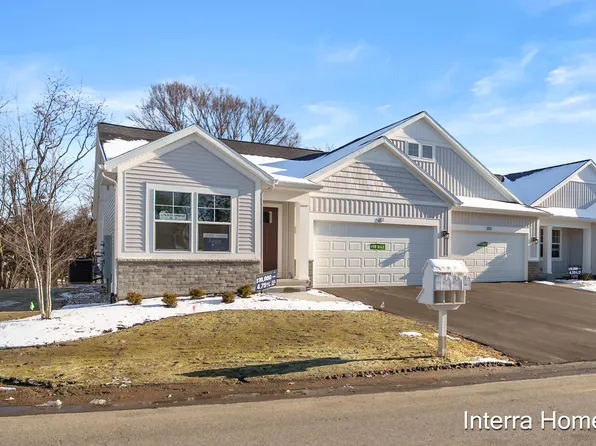 251 Hickory Valley Dr, Kalamazoo, MI 49009