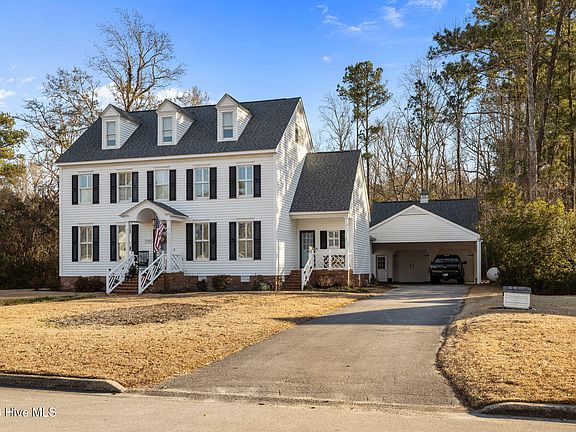 3rd image of 2707 E Fairway Road