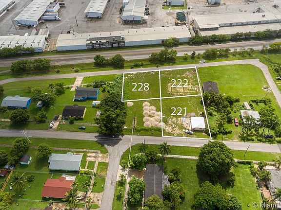 5th image of 222 NW 2 Ave