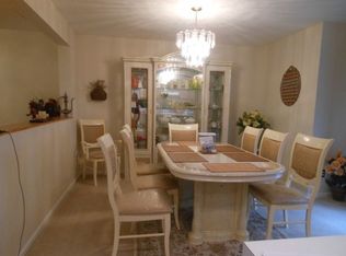 128 Creekside Cir, Spring Valley, NY 10977