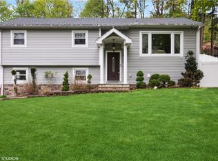 559 Kings Hwy, Valley Cottage, NY 10989