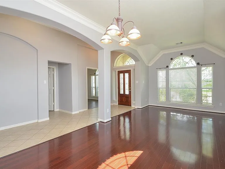 6726 Oakman Ln — Photo 7