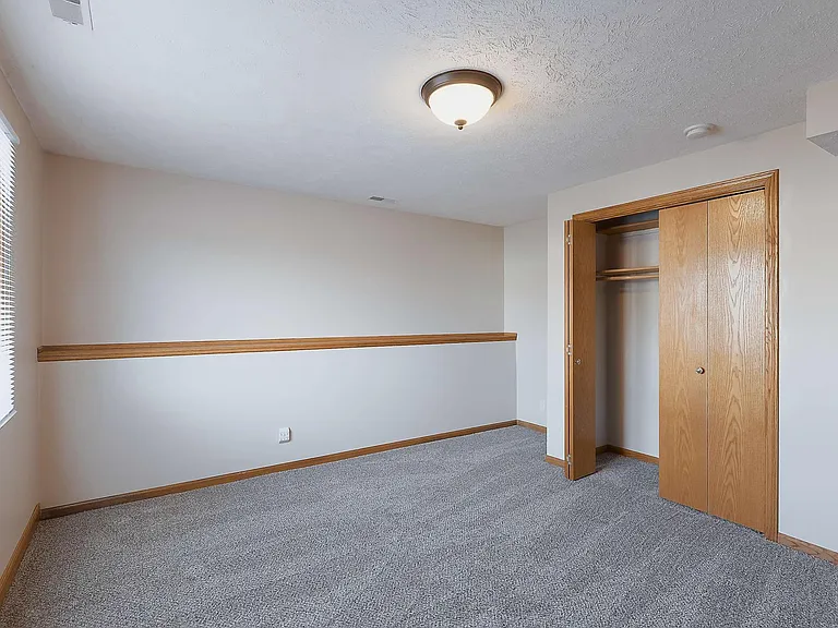 8604 Delphinium Ln — Photo 29