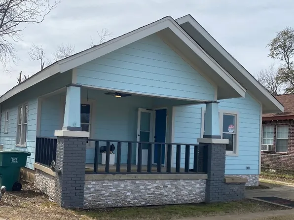 1437 W Gambrell St, Fort Worth, TX 76115