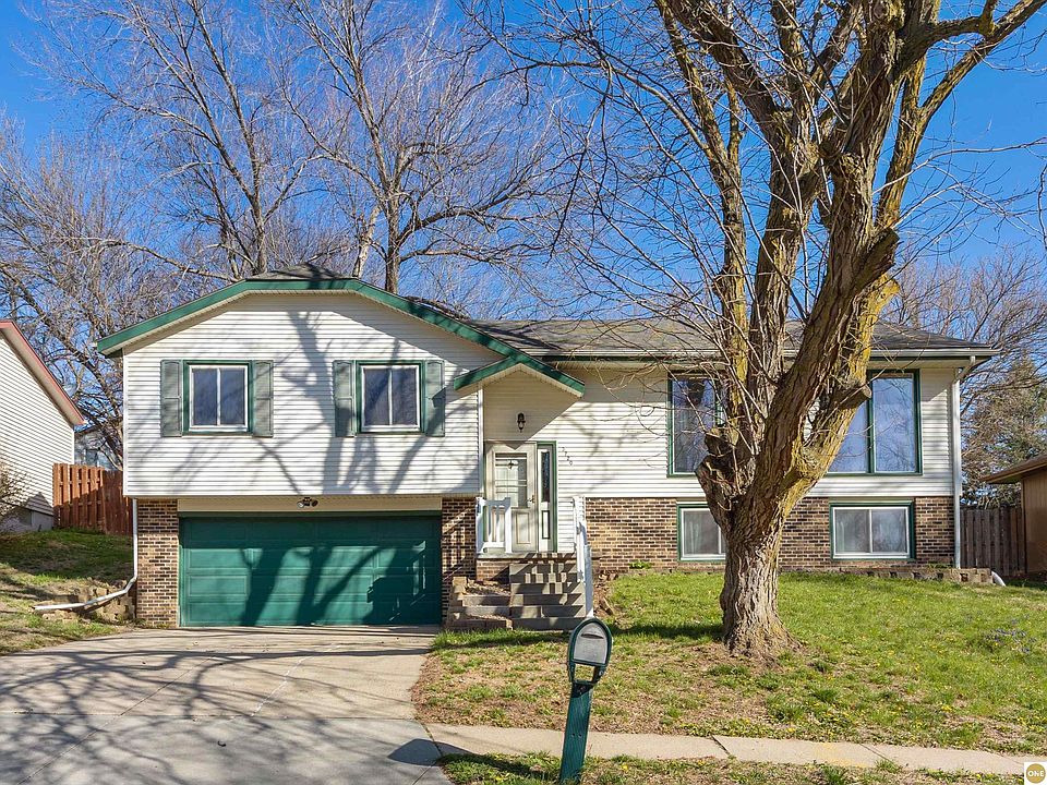 1st image of 3720 Lawnwood Dr