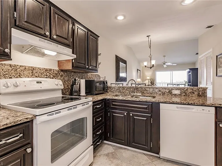 1315 Mainsail Dr #1115 — Photo 4