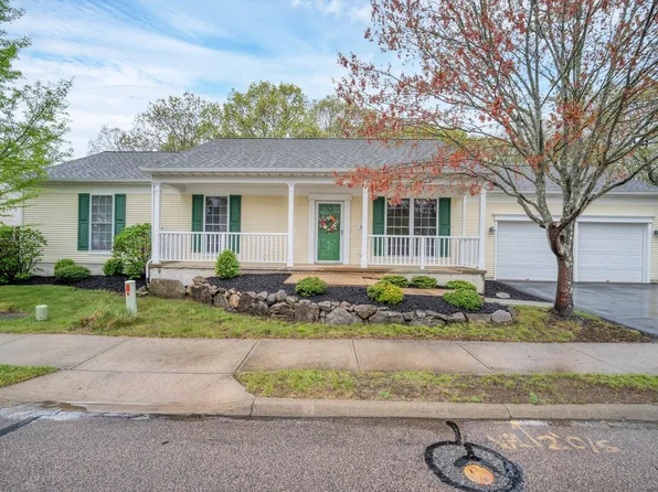 33 Beechwood Drive, Waterford, CT 06385