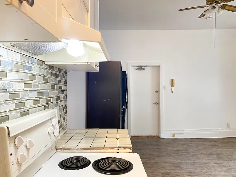 301 Wilbrod St — Photo 43