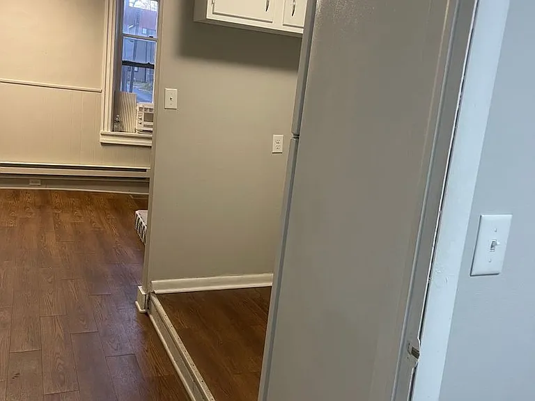 29 N East Street — Photo 5